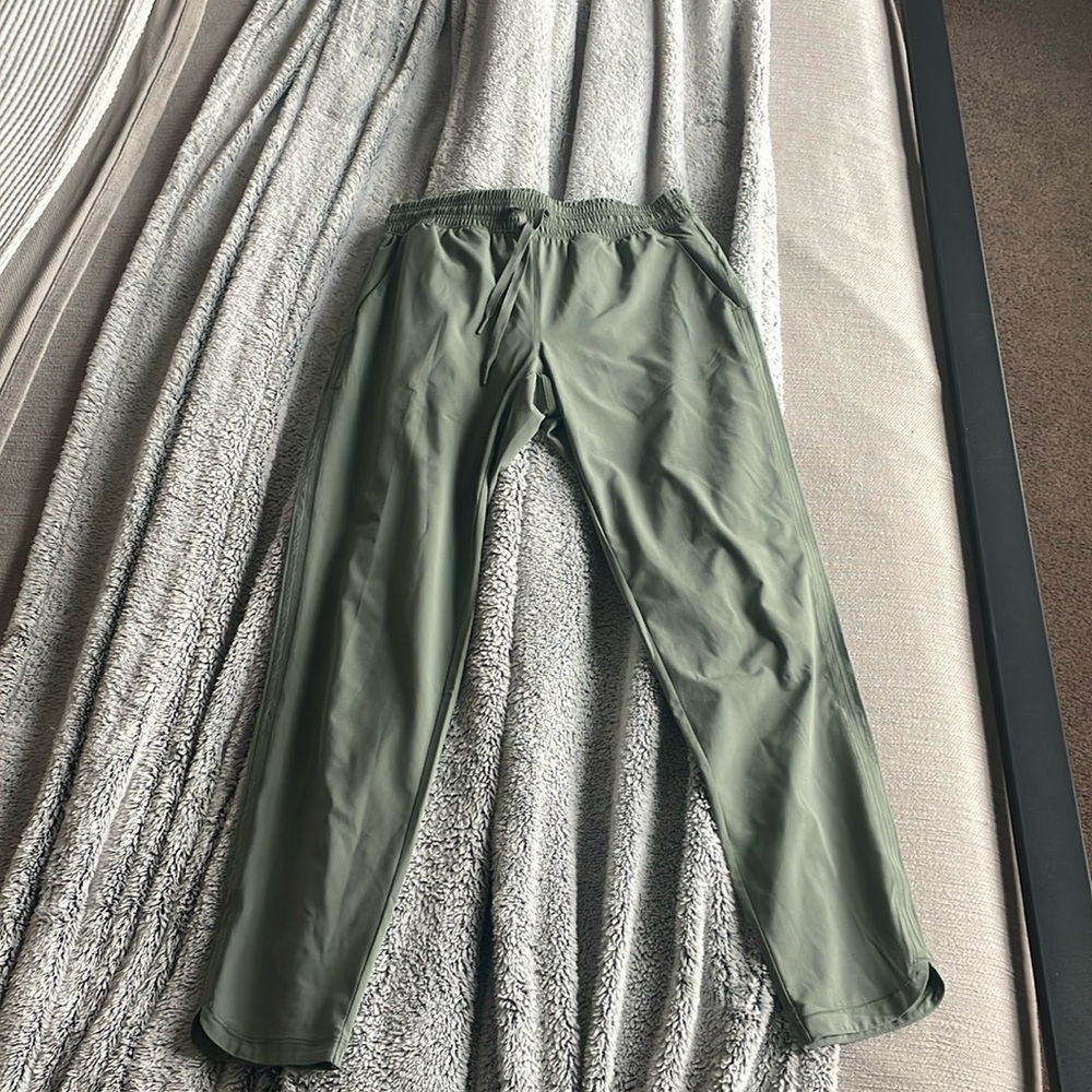 SOLD GapFit jogger casual athletic pants